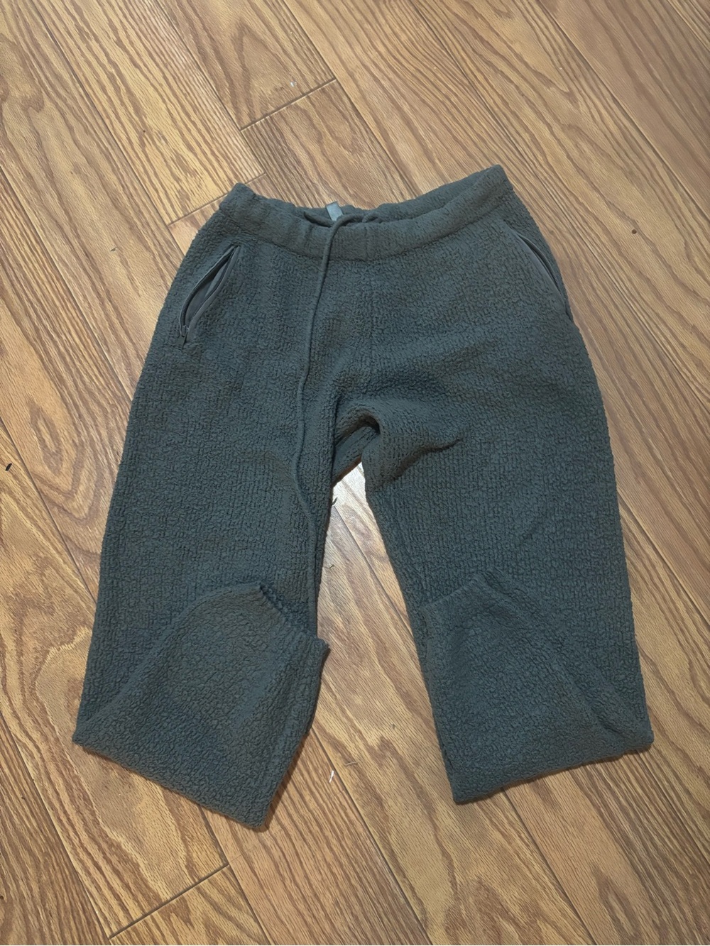 Women’s Fleece Jogger Pants in Olive Green